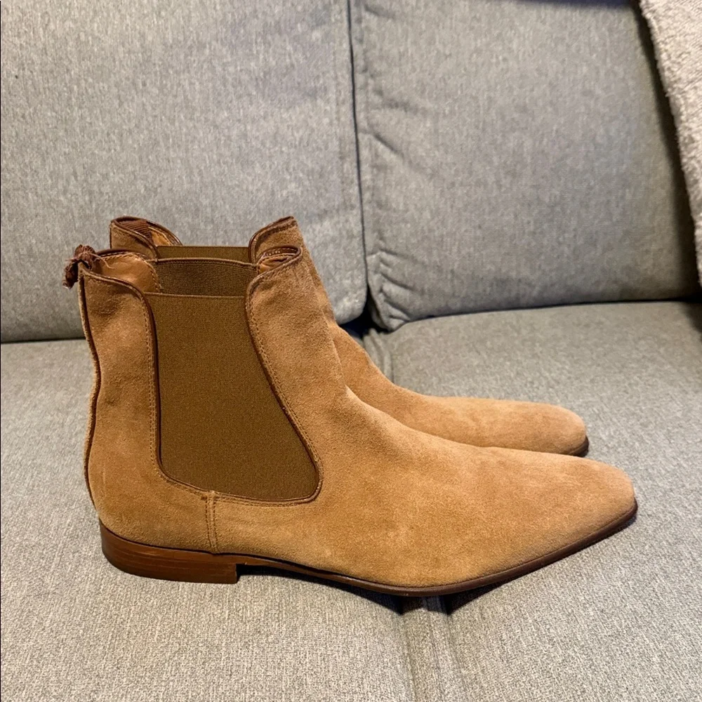 Aldo Suede Chelsea Boots in Tan Brown